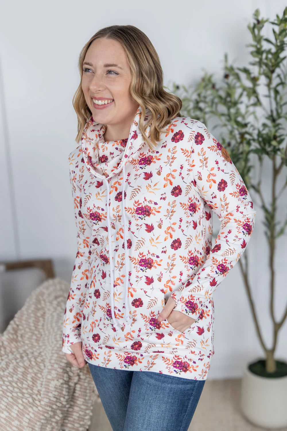 The Tina Funnel Neck - Floral