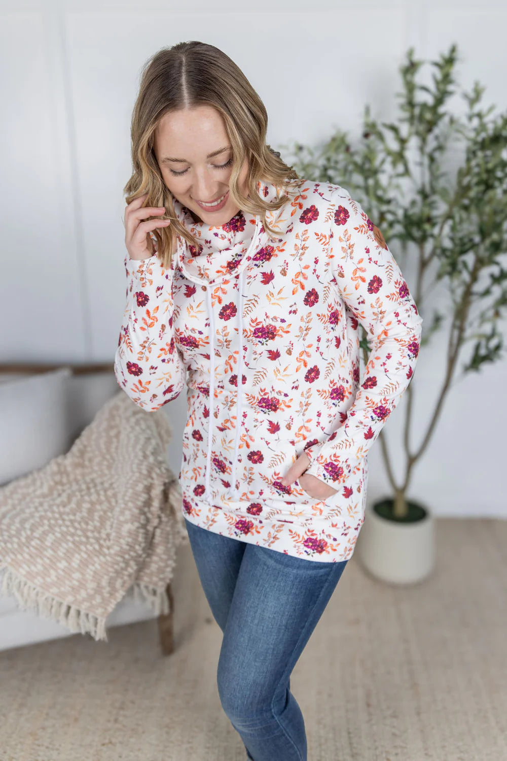 The Tina Funnel Neck - Floral