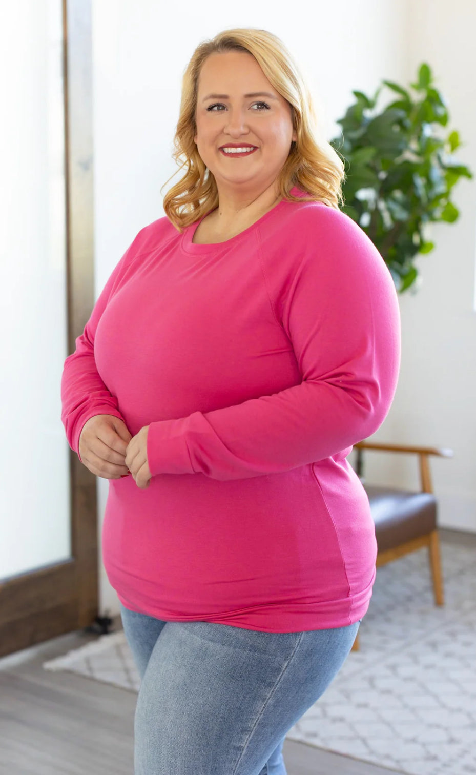 Kayla Lightweight Pullover - Hot Pink